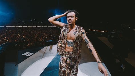 Harry Stylesin Love On Tour - konserttimatka, joka sai koko maailman tanssimaan!